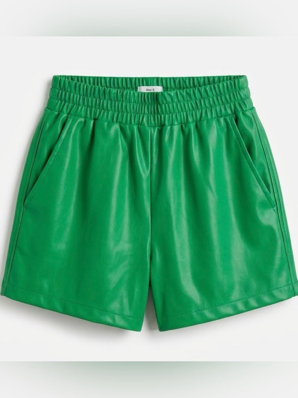 High-Waist Green Faux Leather Women's pull on shorts w/ Elastic Waist & pockets